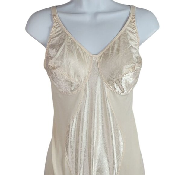 Lady Manhattan Girdle Tan 36D Shaper Adj Hook Eye Wirefree Style 5068 Vintage - Picture 2 of 8